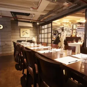 whelans-white-haus-gallery-03